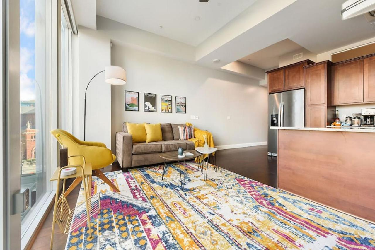 Hostwise Stays - The Washington At Chatham - Free Parking, Private Gym, Skyline Views! Pittsburgh Exteriér fotografie