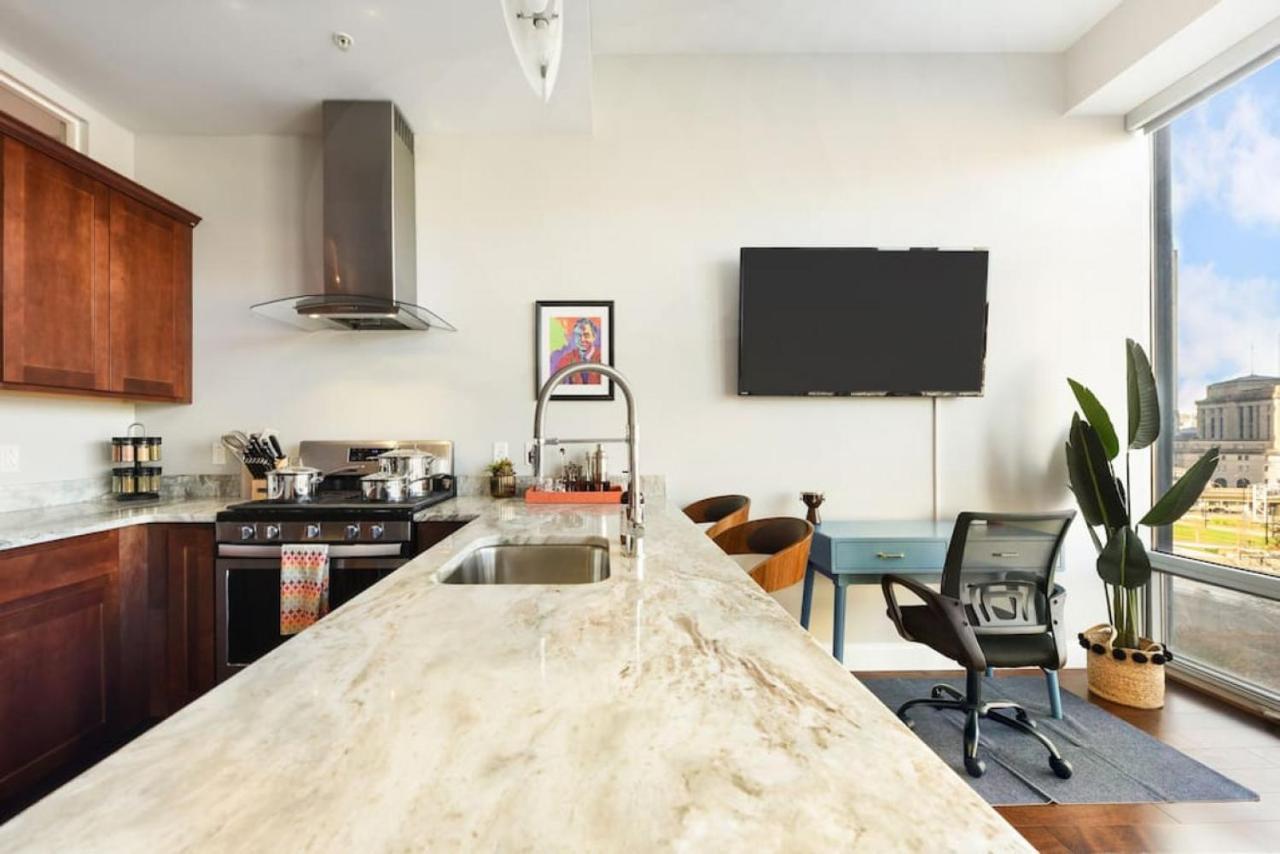 Hostwise Stays - The Washington At Chatham - Free Parking, Private Gym, Skyline Views! Pittsburgh Exteriér fotografie
